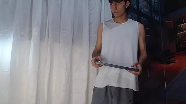 Bryant_Connor from StripChat is Freechat