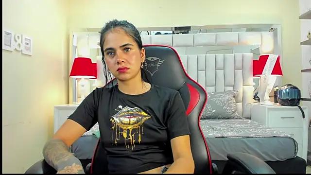 camila_sweet20 from StripChat is Freechat