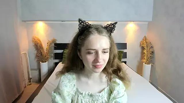 Camilla_Kelly from StripChat is Freechat