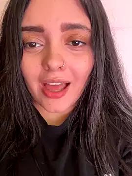 candicewest_ from StripChat is Freechat