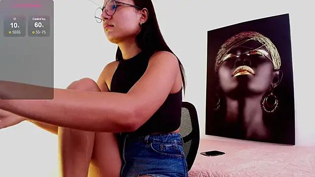 Carla_torress from StripChat is Freechat