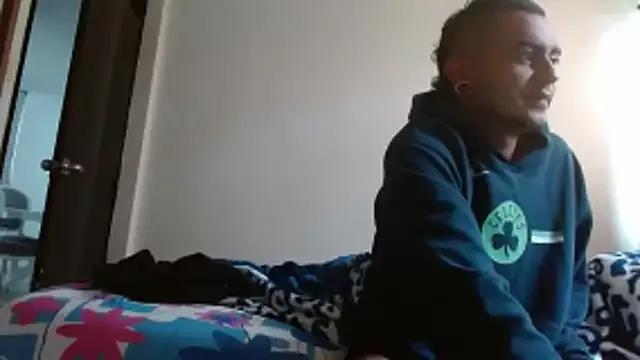 Carlandelli1 from StripChat is Freechat