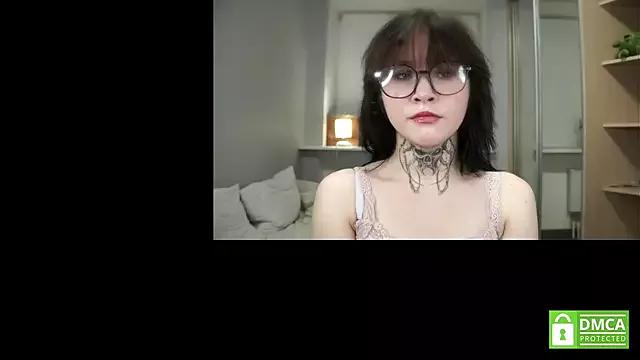 CaroleMyers from StripChat is Freechat