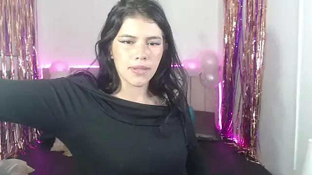 catalinahot707rs from StripChat is Freechat