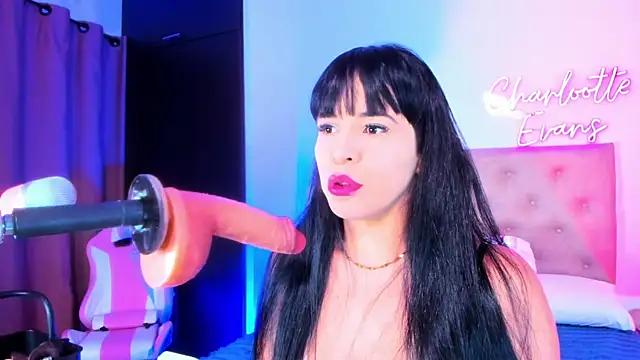 CharlootteEvans from StripChat is Freechat