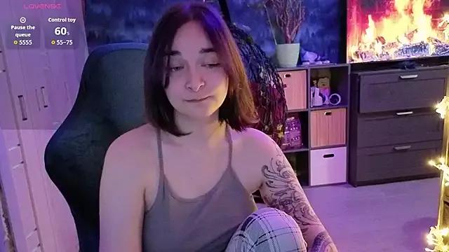 Cherry_Whisper from StripChat is Freechat