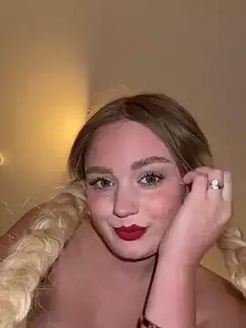 CherryEmmy from StripChat is Freechat
