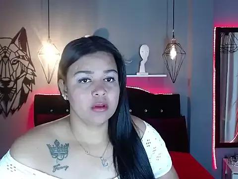 chiqui_hottie from StripChat is Freechat