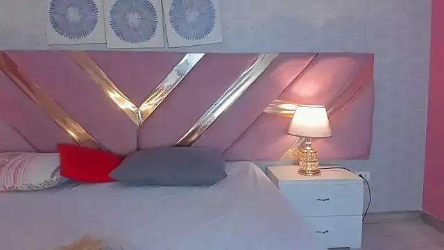 ChloeLaurentt from StripChat is Freechat