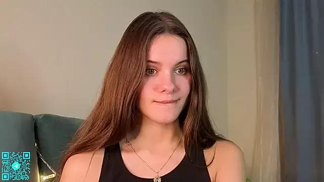 chloemilka from StripChat is Freechat