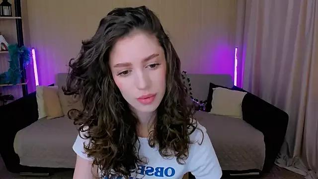 ChristinaConteeree from StripChat is Freechat
