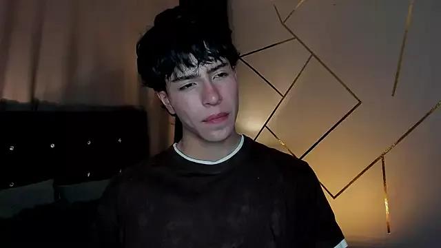 Christopher_77 from StripChat is Freechat