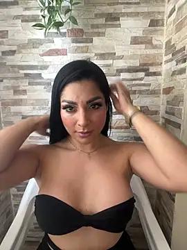 Cianuroom from StripChat is Freechat