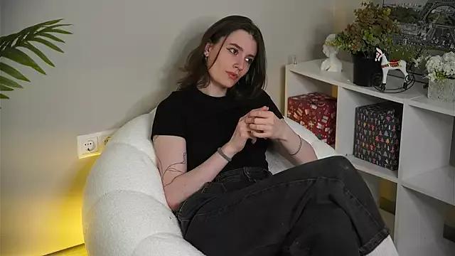 CierraGrush from StripChat is Freechat