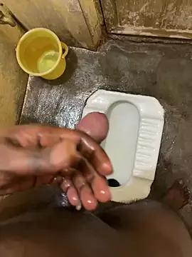 Crazyworldqueenking from StripChat is Freechat