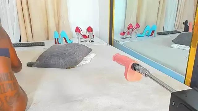 CREAMY_BUBBLEGUM from StripChat is Freechat