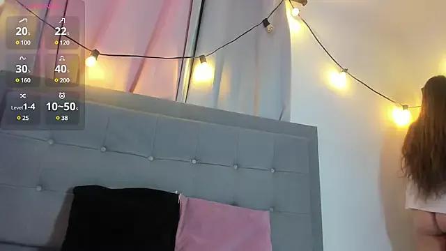 crystal_Frost from StripChat is Freechat