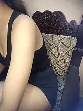 Curvey_Girl from StripChat is Freechat