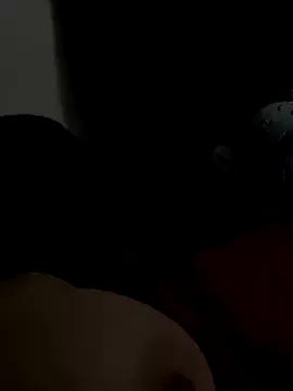 curvy_lola from StripChat is Freechat