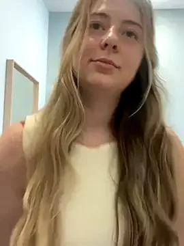 Photos of curvyflawless from StripChat is Private