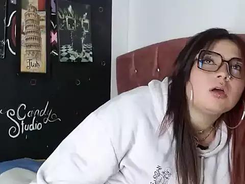 curvylov_ from StripChat is Freechat