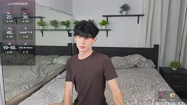 Cute_Mike from StripChat is Freechat