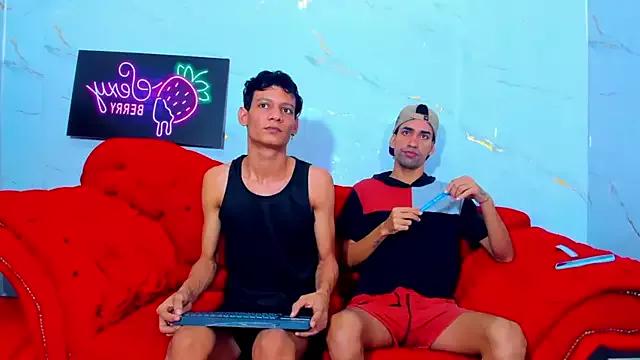 cutemax_boys from StripChat is Freechat