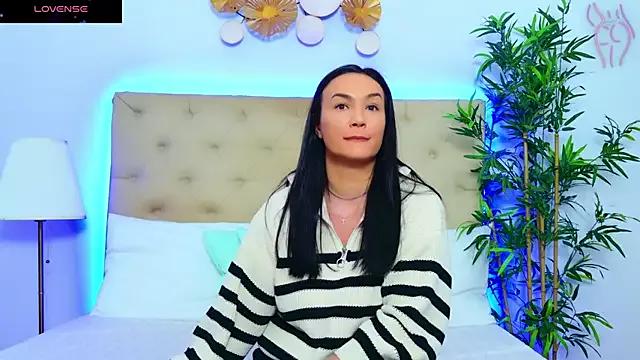 DaliyaArabian from StripChat is Freechat