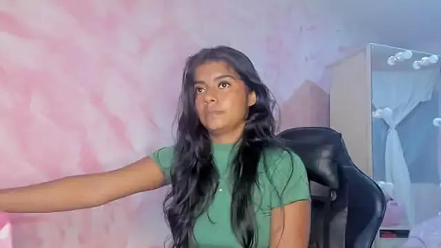 Danielaspencer2 from StripChat is Freechat