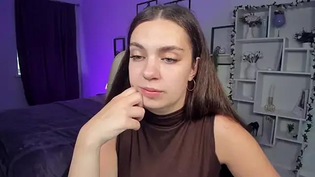 DaniellaLovely from StripChat is Freechat