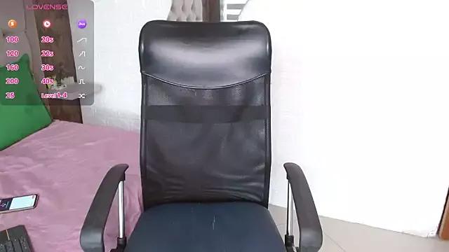 daphne_walton from StripChat is Freechat