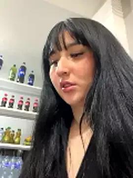 Daphnee-x from StripChat is Freechat