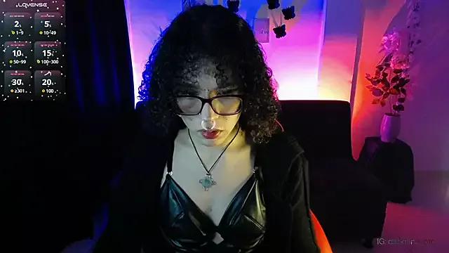 darknina_nj from StripChat is Freechat