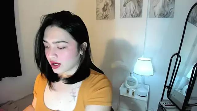 DemiLeander from StripChat is Freechat