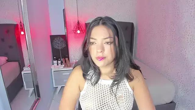 DENISERICHARD2 from StripChat is Freechat