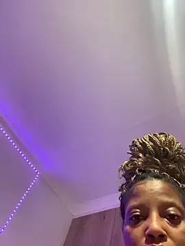 Diamondpussy97 from StripChat is Freechat