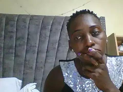 Dizzydose from StripChat is Freechat