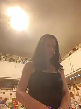 DominiqueX0 from StripChat is Freechat