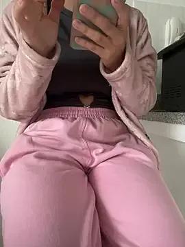 DulceMya6 from StripChat is Freechat