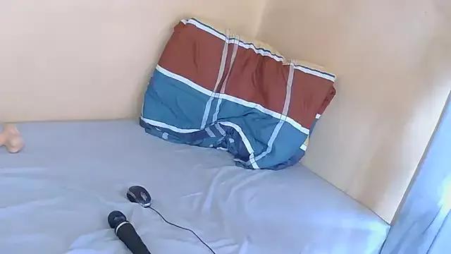 EbonyAlphaBooty from StripChat is Freechat