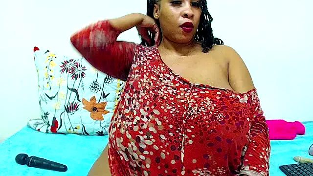 Ebonylovelyx from StripChat is Freechat