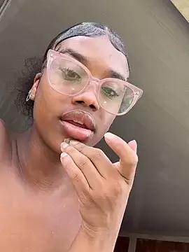 EbonyWildYou from StripChat is Freechat