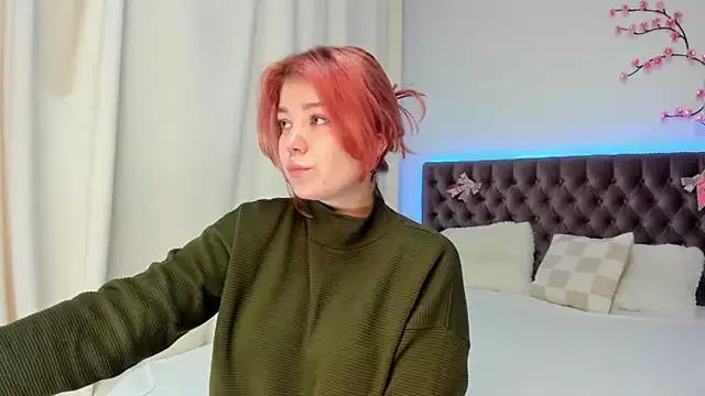 Ella_Mayers from StripChat is Freechat