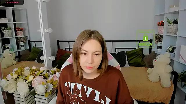 Elma_Lily from StripChat is Freechat