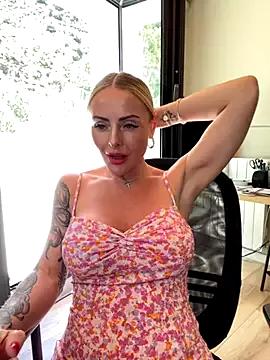 Photos of EmaSalis from StripChat is Freechat