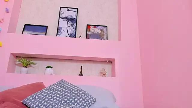 Emilly_Garcia from StripChat is Freechat