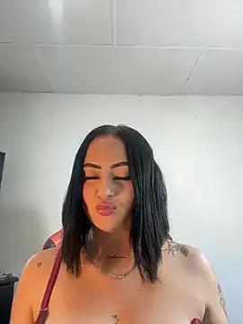 emily_acorn from StripChat is Freechat