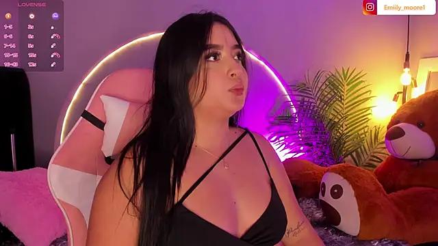Checkout the world of free chat sex and chat with our steamy slutz, bringing your cherished characters to life with authentic outfits and live productions.