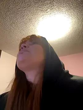 EmilyBarragan from StripChat is Freechat