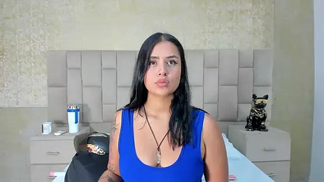 EmmaTorres_ from StripChat is Freechat